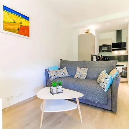 Apartment Select'sohome - Pour 4 Personnes Avec Jardin Prive Au Coeur Du Lavandou ! - Lo Casau *